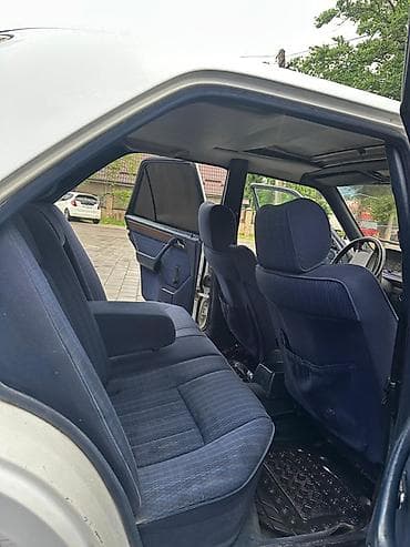 бампер передний w124: Mercedes-Benz W124: 1991 г., Механика, Бензин, Седан — 3