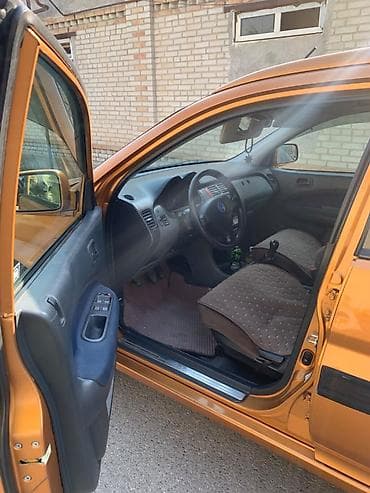 решетка срв: Honda HR-V: 2001 г., Кроссовер — 4