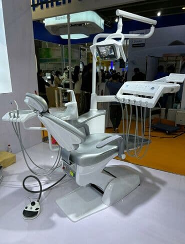 зуботехнические оборудование: Стоматологические установки. Новые. 5 видов в наличии, в упаковках — 1
