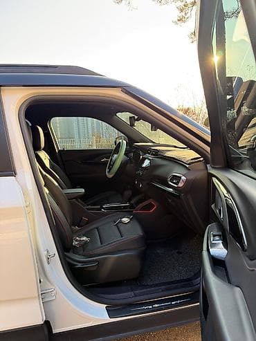 li auto: Chevrolet Trailblazer: 2021 г., 1.4 л, Вариатор, Бензин, Кроссовер — 10