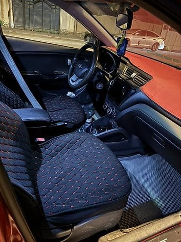 volvo xc: Kia Rio: 2011 г., 1.4 л, Автомат, Бензин, Седан — 5