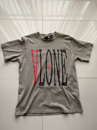 надпись на футболке: Рубашка, цвет - Серый, Новый — 1