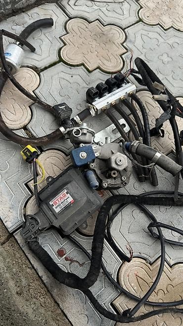 капалка мини: ГБО для автомобиля Б/У STAG Польша🇮🇩🇮🇩🇮🇩 На 4 цилиндр Обьем бака 60 — 2