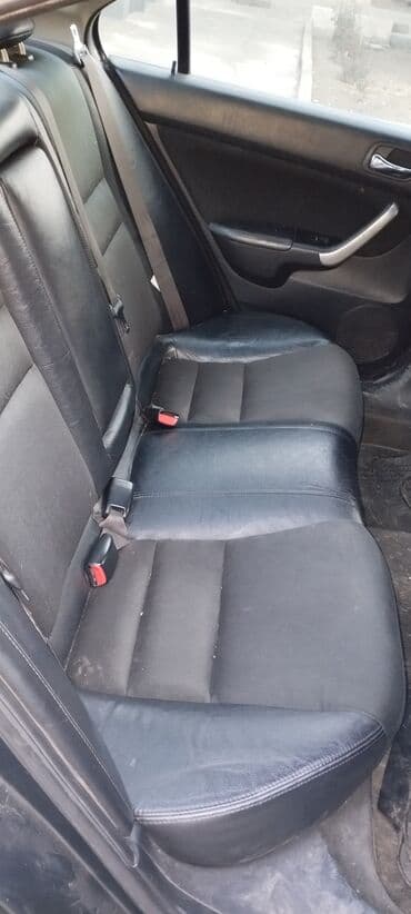 спортивный авто: Honda Accord: 2003 г., Автомат, Бензин, Седан — 8