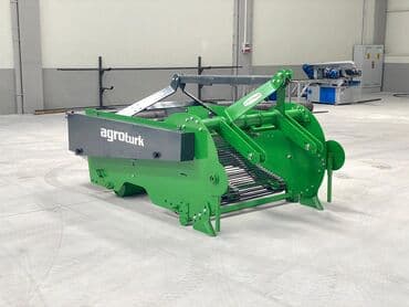 картофеля: Лукоуборочная машина. Предназначен для выкапывания лука, картофеля — 4