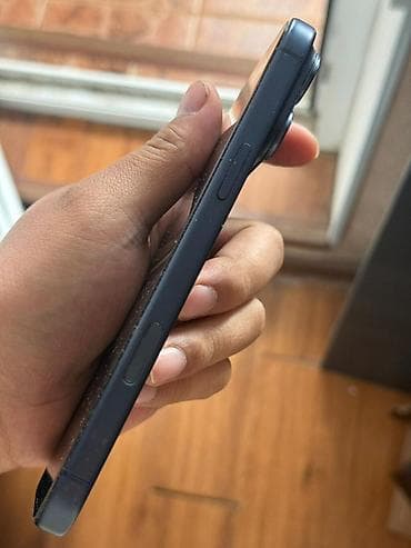 iphone adapter: IPhone 17 Pro Max, Б/у, 256 ГБ, Черный, Чехол, 100 % — 6