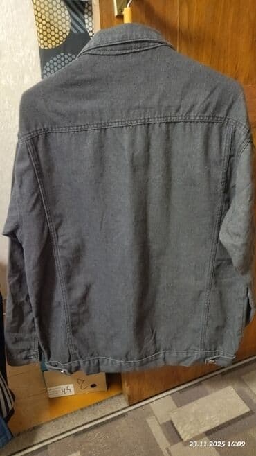 женские джинсовые куртки большого размера: Продаю джинсовая куртка 
размер 52-54 цвет серый — 2