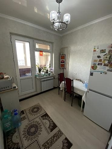 Бөлмөлөр: Продаю трехкомнатную квартиру в микрорайоне Верхний Джал, дом — 5