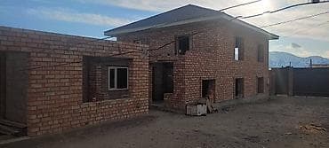 Продаётся недостроенный кирпичный дом с участком и капитальным