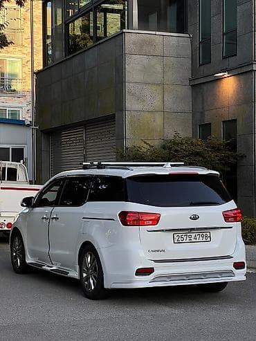 deepal so7: Kia Carnival: 2020 г., 2.2 л, Автомат, Дизель, Минивэн — 3