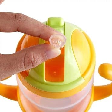 современный: Поильник с трубочкой и ручками поможет малышу быстро привыкнуть пить — 3