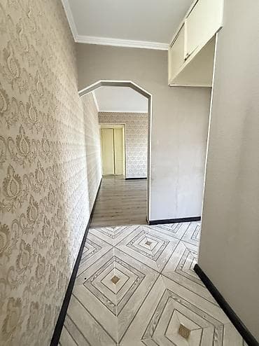 микрорайон: 3 комнаты, 58 м², 104 серия, 3 этаж, Евроремонт — 7