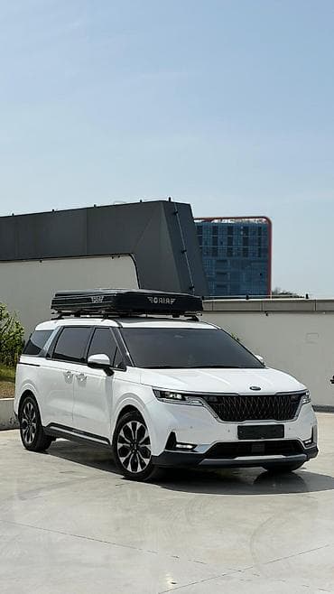 автомобильная рация: КИА Карнивал с палаткой на крыше GAIA (жёсткий кофр) - Форм-фактор — 3