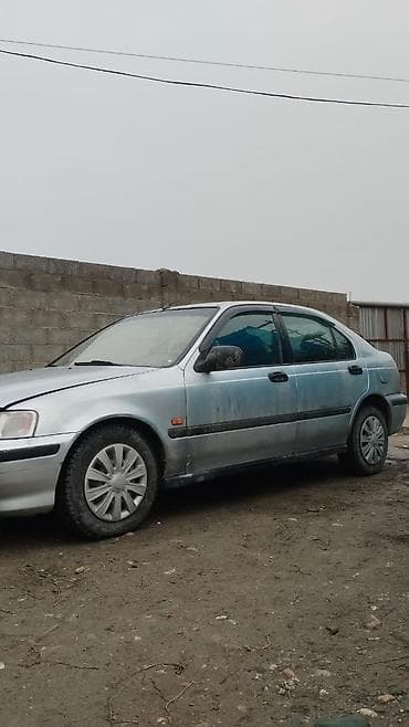 легковой автомобиль бу: Honda Civic: 1997 г., 1.6 л, Механика, Бензин, Седан — 6