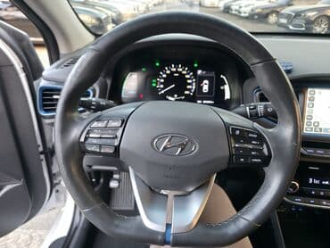продажа прицепов для легковых автомобилей бу: Hyundai Ioniq: 2019 г., 1.6 л, Автомат, Гибрид, Хэтчбэк — 2
