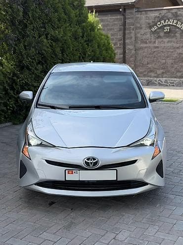 капот на приус: Toyota Prius: 2016 г., 1.8 л, Вариатор, Гибрид, Лифтбек — 2