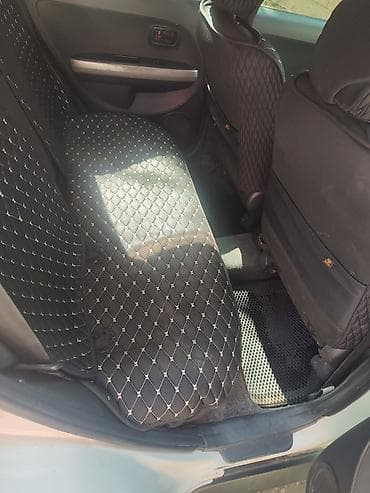 Продажа авто: Toyota Ist: 2005 г., 1.3 л, Автомат, Бензин, Хэтчбэк — 6