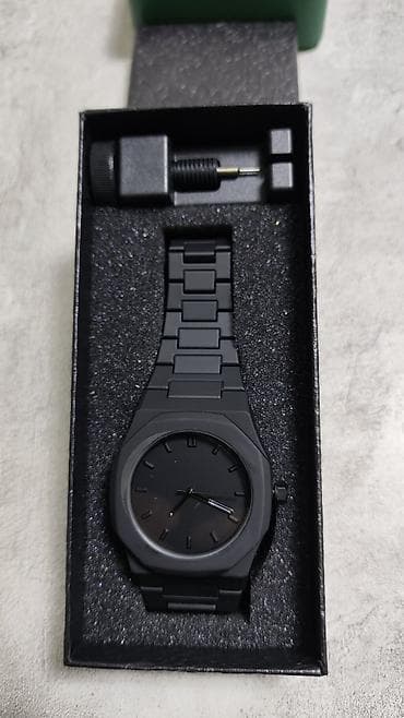 samsung bts: Классические часы часы, Унисекс, Новый — 1