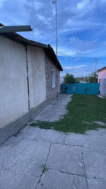 село романовка: Продаю дом с. Камышановка. На участке имеются постройки для содержания — 2
