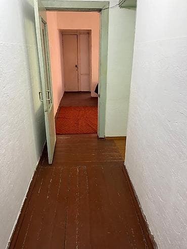 продаю квартиру 3 ком: 2 комнаты, 46 м², 104 серия, 3 этаж — 5