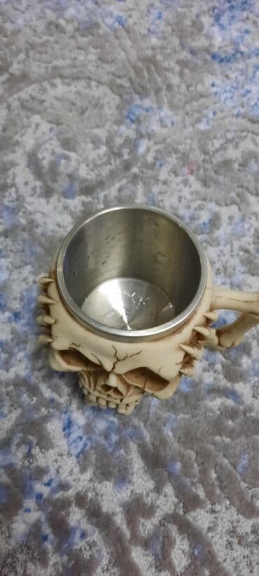 сувениры из кости: Продаю сувенирную крушку череп в отличном состоянии не где не сломан — 3