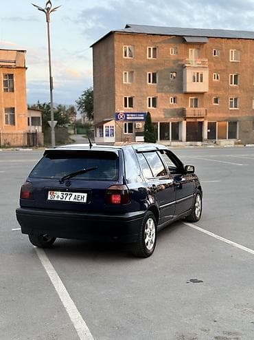 голф 3 цена: Volkswagen Golf: 1994 г., 1.8 л, Механика, Бензин, Хэтчбэк — 4