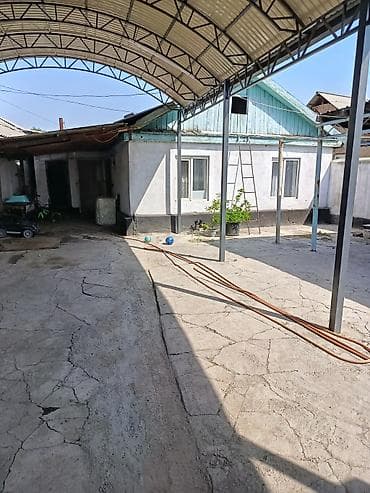 котежи: Продаётся в центре городе КАНТ частный дом с большим навесом и — 2