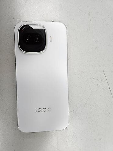 Vivo IQOO Z11 Turbo, 256 ГБ, цвет - Белый, 2 SIM at lalafo.kg Vivo IQOO Z11 Turbo, 256 ГБ, цвет - Белый, 2 SIM