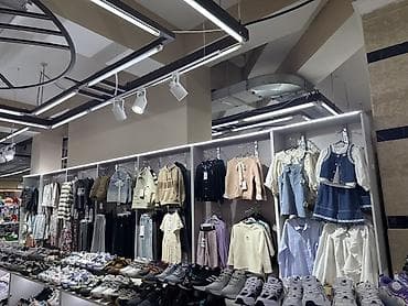 спец одежда бу: 🔥 Сдается пол островка под детскую одежду ✔ Отличная локация ✔ — 1