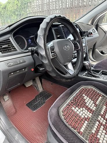 byd e2 2019: Hyundai Sonata: 2020 г., 2 л, Автомат, Газ, Седан — 4
