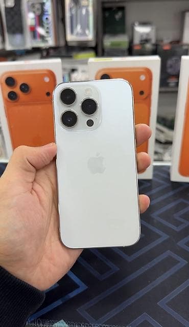 корпус айфон: IPhone 15 Plus — 10