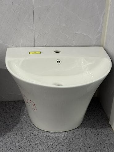 Раковина для ванной, Особенности: Глянцевое, Материал: Керамика