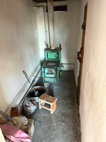 Үйдү ижарага алам: Үй, 80 кв. м, 5 бөлмө, Менчик ээси, Эски ремонт — 23