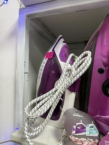 point: Электрический утюг Midea с функцией подачи пара, обеспечивающий — 4