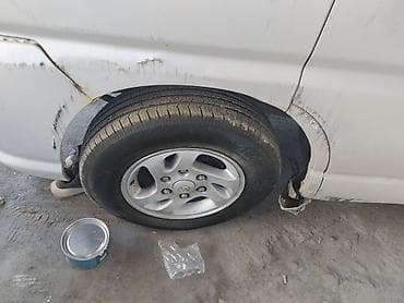 Toyota: Toyota Regius: 2002 г. — 2