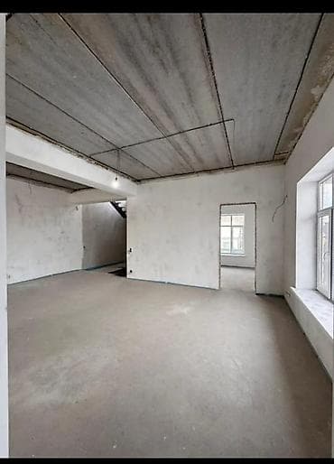 гараж улан: Таунхаус с современным фасадом из светлого камня и панорамным — 3