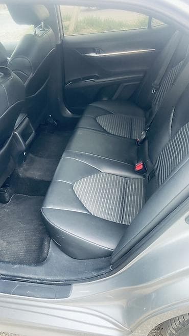 mini cuper: Toyota Camry: 2020 г., 2.5 л, Автомат, Бензин, Седан — 7