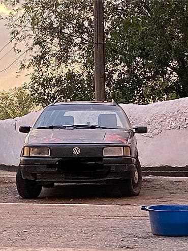 электр авто: Volkswagen Passat: 1993 г., 1.8 л, Кол менен иштөөчү, Бензин — 1