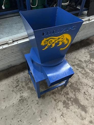 молотковая дробилка: Дробилка/измельчитель «ИЛБИРС» для зерна, кукурузы, корнеплодов, жмыха — 1