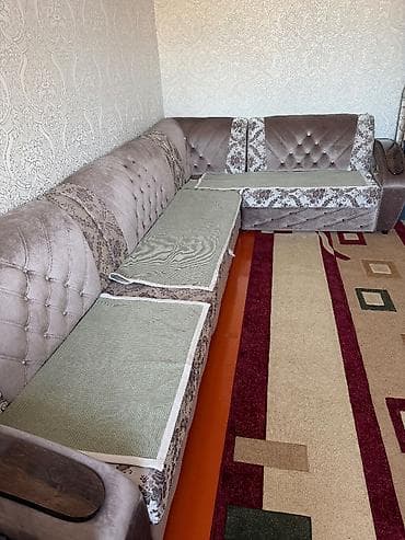 гүл койгуч: Бурчу бар диван, Бүктөө — 1