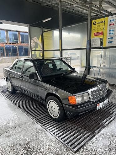 bvd e2: Mercedes-Benz 190: 1986 г., 2.2 л, Автомат, Бензин, Седан — 10