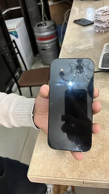 iphone в корпусе 16: IPhone 16
Pro цвет Black Titanium
АКБ 90%
Память 256 — 5