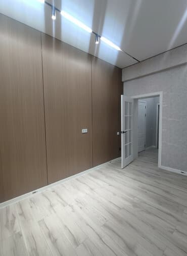 официанты на банкет: Светлая современная квартира с дизайнерской отделкой. ремонт под ключ — 1