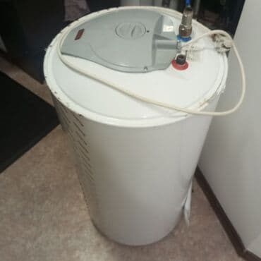 Унитазы и комплектующие: Бойлер (накопительный водонагреватель) цилиндрической формы. - Тип — 3