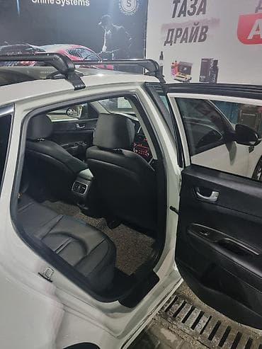 e class: Kia K5: 2019 г., 1.7 л, Автомат, Дизель, Седан — 9