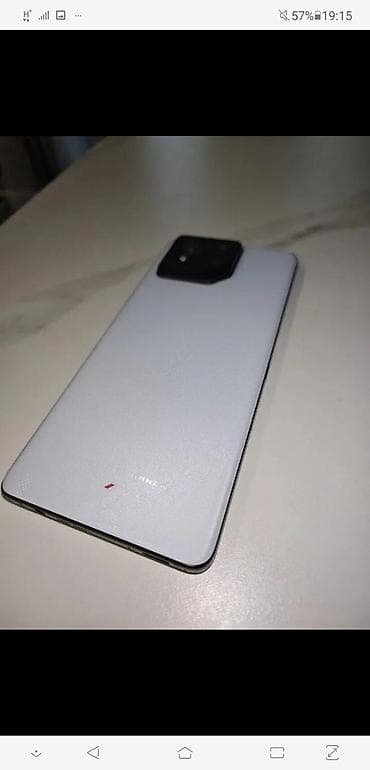 pixel pro: Asus ROG Phone 8 Pro, Новый, 512 ГБ, цвет - Серебристый, 2 SIM — 7