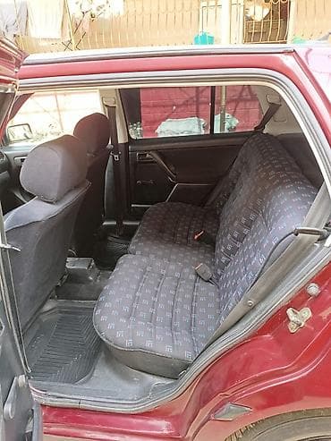 Volkswagen: Volkswagen Golf: 1992 г., 1.8 л, Механика, Бензин, Хэтчбэк — 7