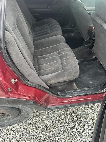 lt 45: Volkswagen Passat Variant: 1990 г., 1.8 л, Механика, Бензин, Универсал — 2