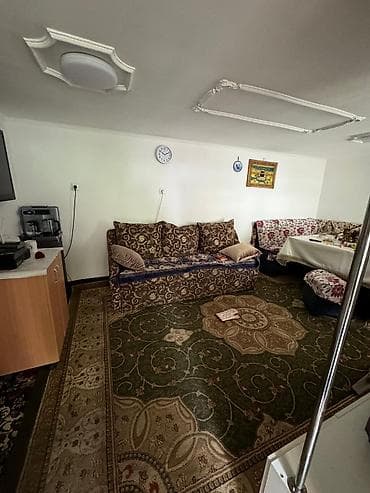 каттеджи: Продается дом🏡 📍Юнусалиева/Ахунбаева ▪️Площадь дома 62м² ▪️Участок — 5