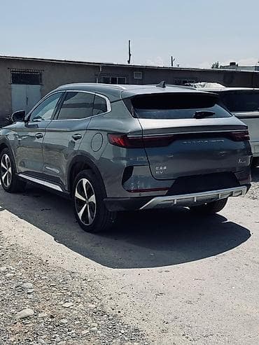 гак айон с: BYD Song Plus: 2022 г., Электромобиль, Кроссовер — 4